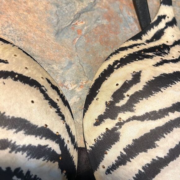 Victoria’s Secret Leopard Print Push Up Bra 34 B Adjustable - Picture 4 of 5